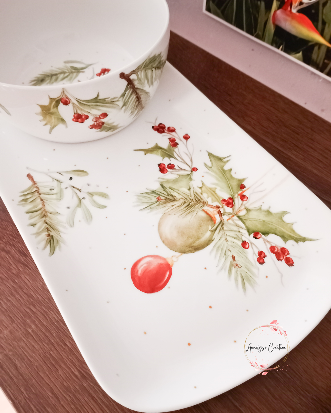 Boule de Noël en porcelaine décorée main Annelyse Création 