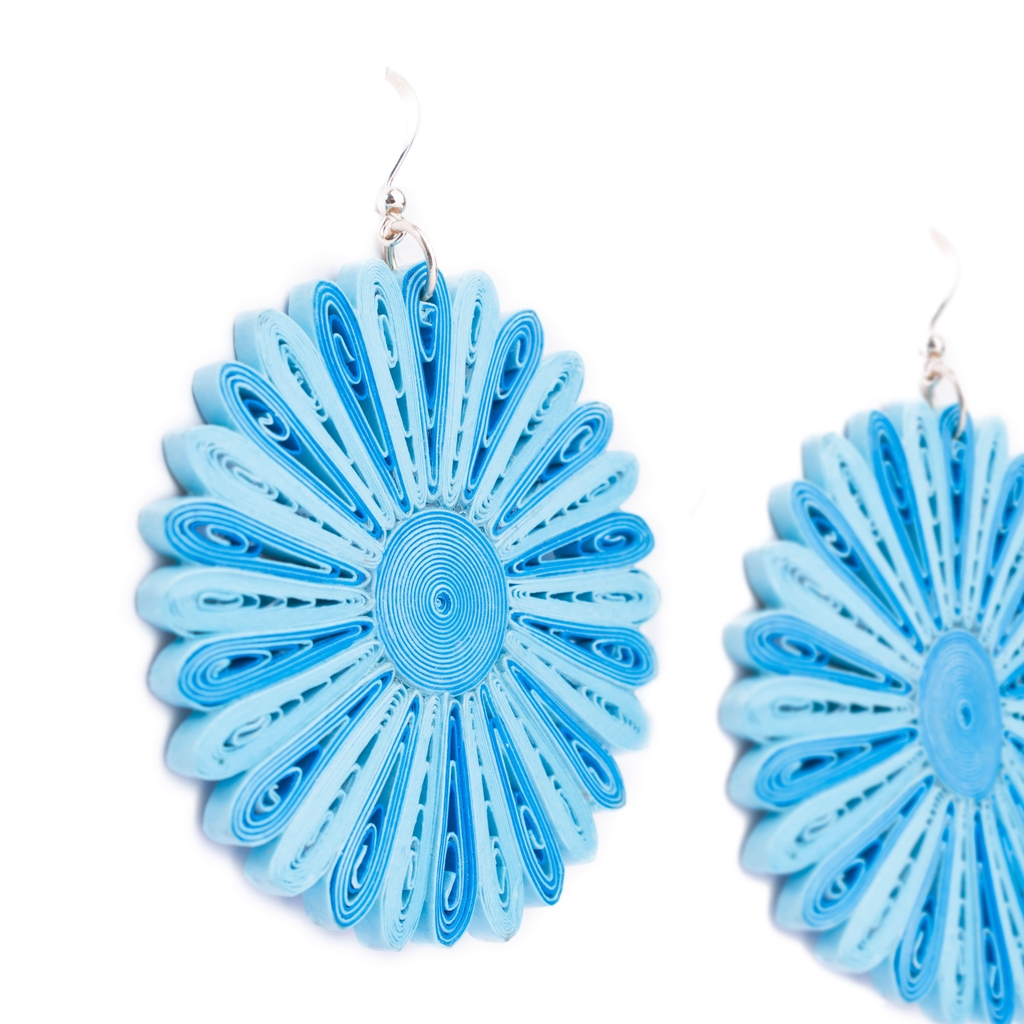 Boucles d'oreilles artisanaux en forme de fleurs