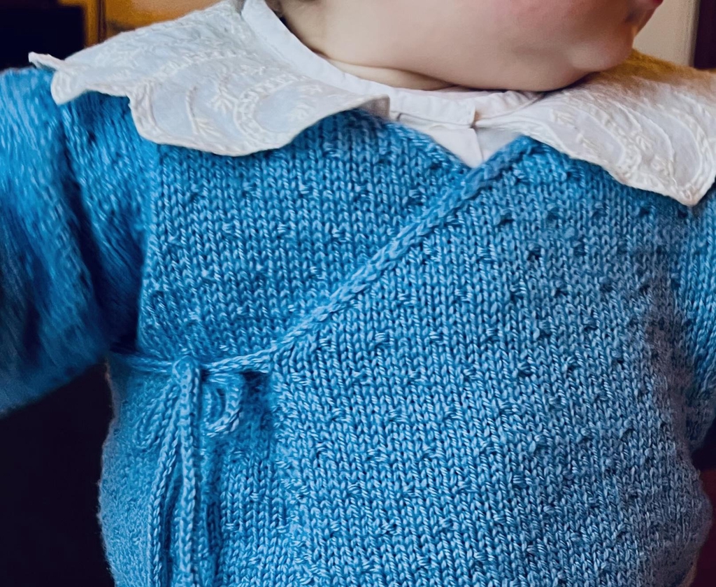 un cache coeur en mérinos pour bébés