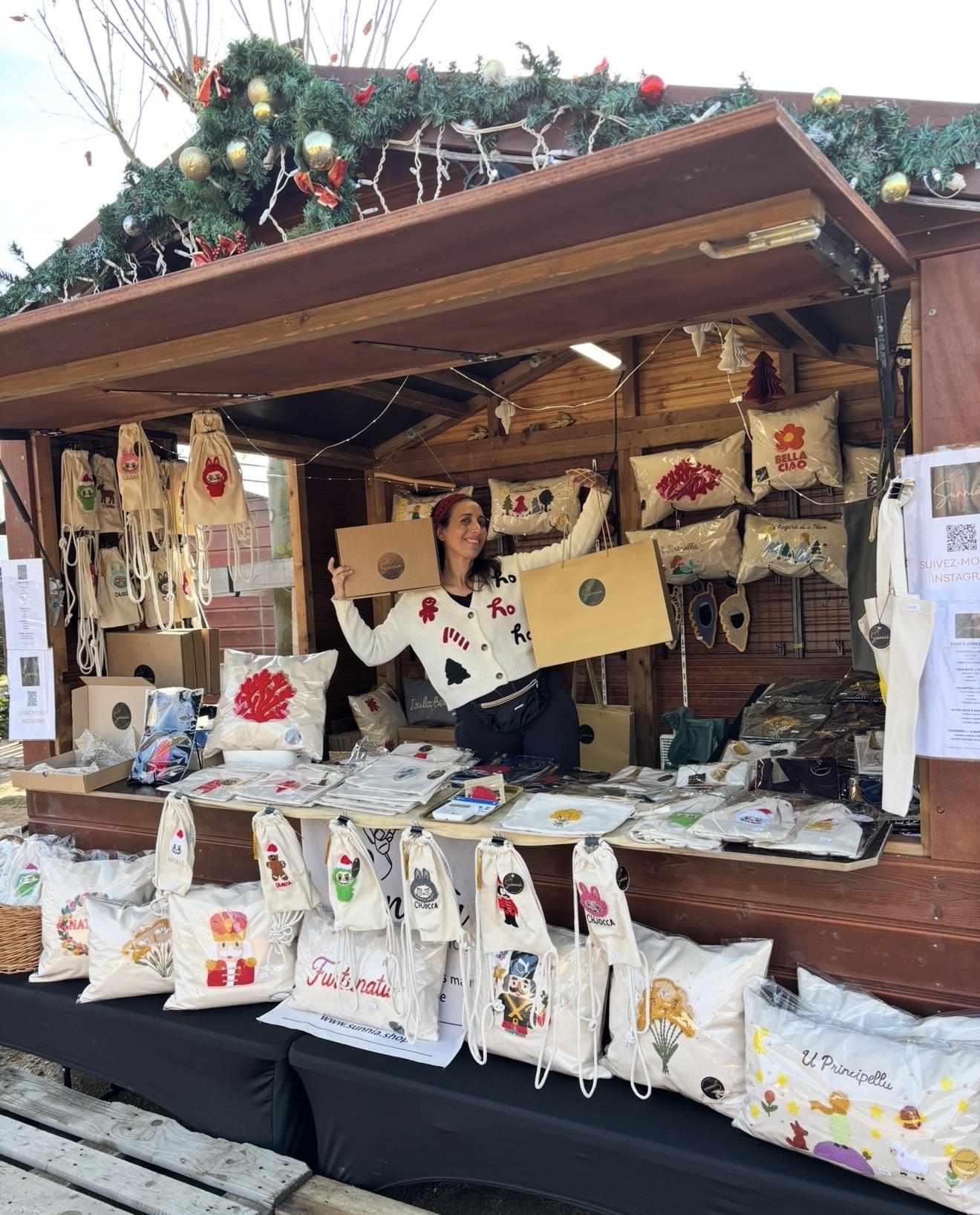 Chalet Sunnià lors du 25 ème anniversaire du marché de Noël de Porticcio