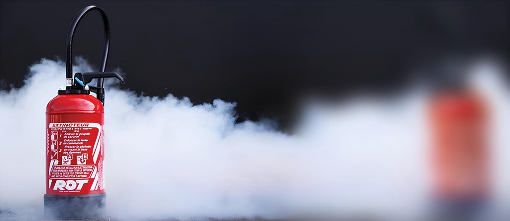 Extincteur pour véhicule efficace et qui éteint tout feu en dix secondes