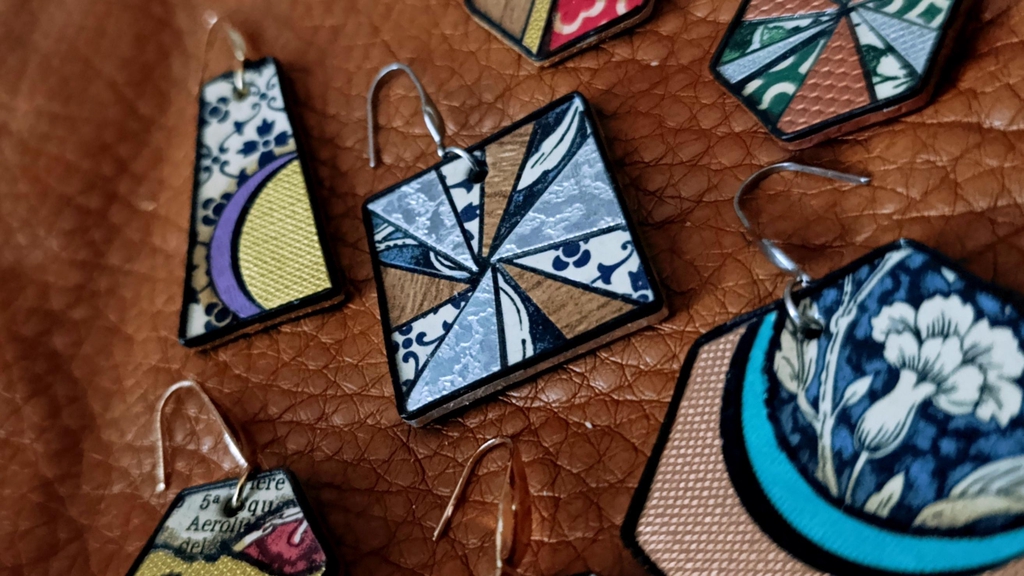 FuoriEpoca - Tutte le fantasie - Carmen, Mirandolina, Manon, Arlecchino, Turandot. Ogni collezione ispirata a un personaggio teatrale unico, tutto da scoprire.