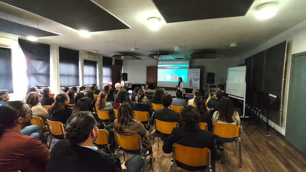 Training and workshops for teachers