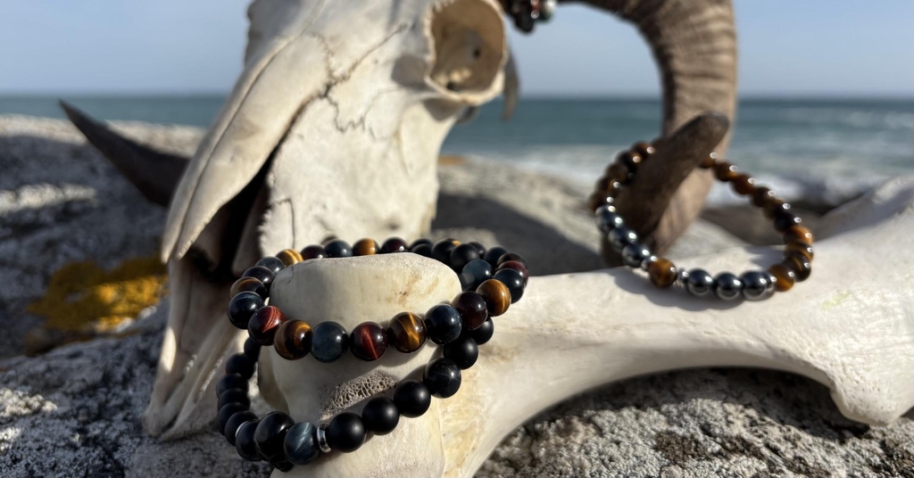 Bracelets Homme
Bracelets en pierres naturelles modèles masculins