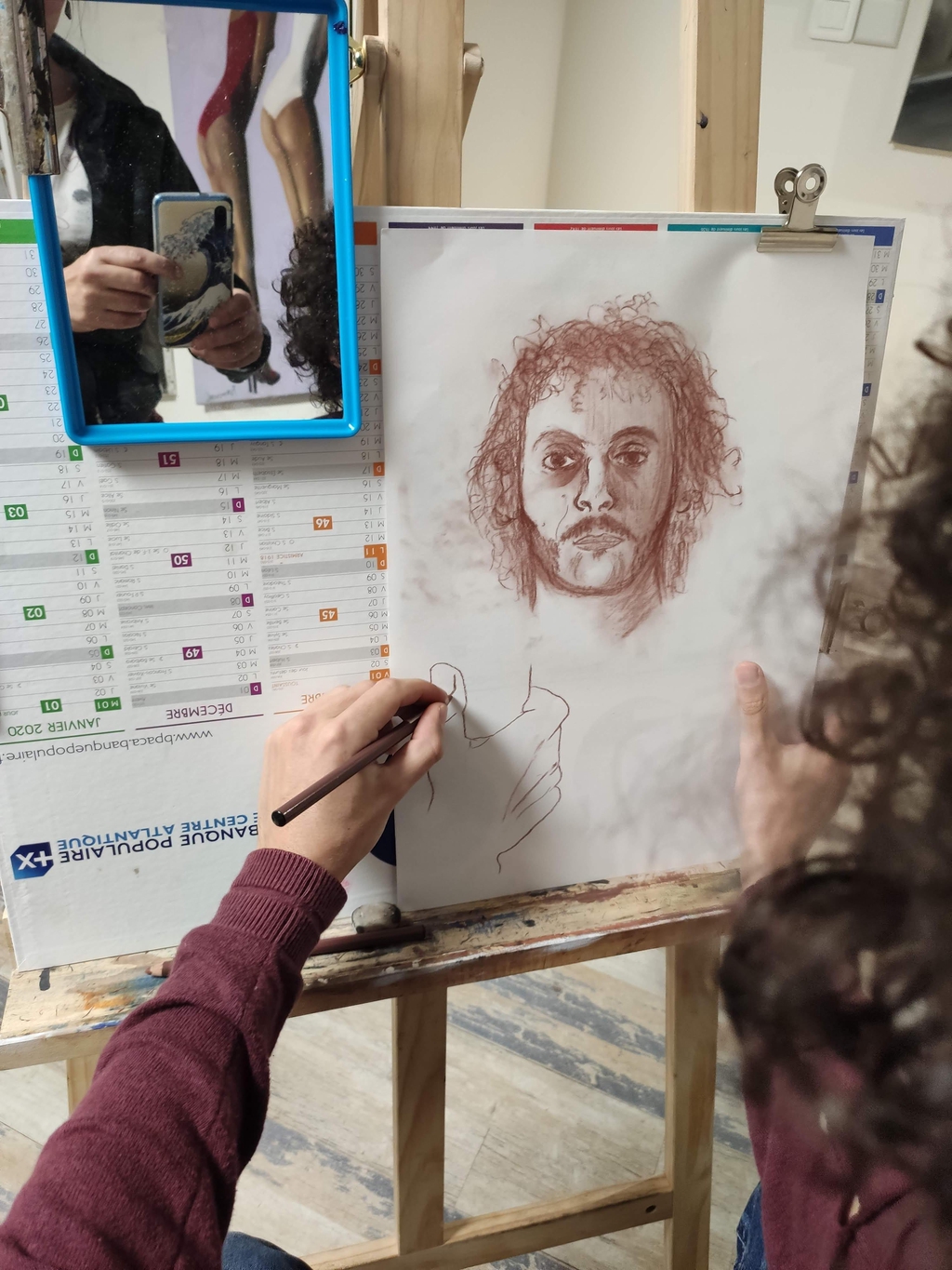 Ateliers périodiques pour découvrir ou approfondir des techniques artistiques