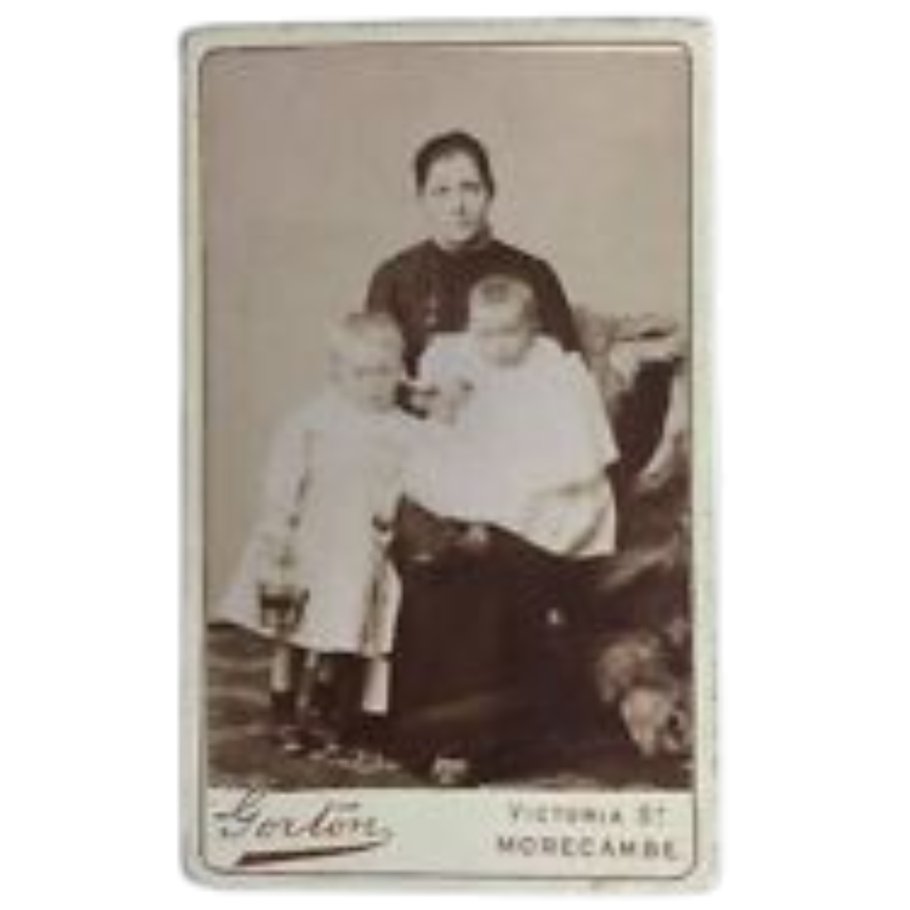 Photo by Albert Gorton