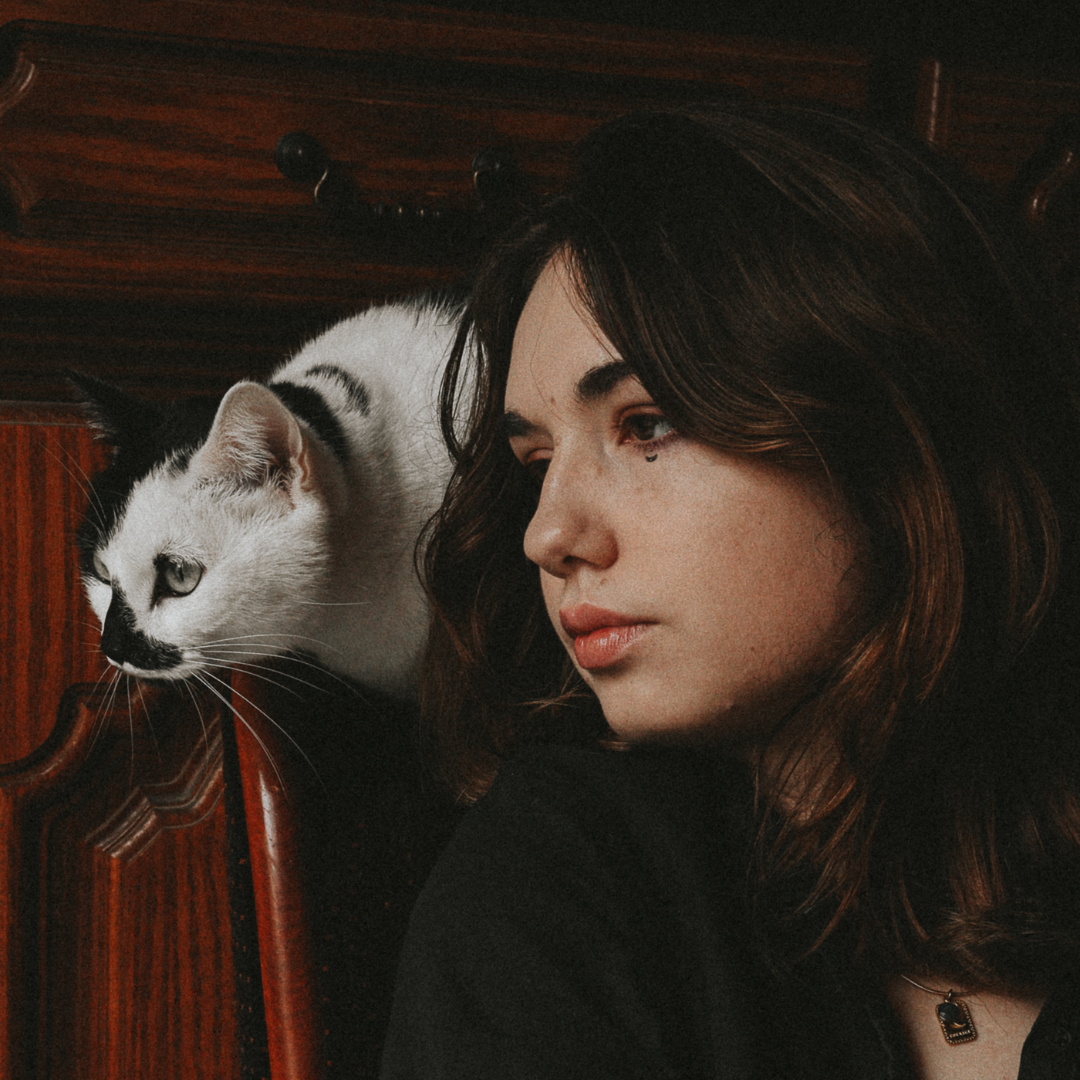La créatrice de la marque de bijoux Lunelys