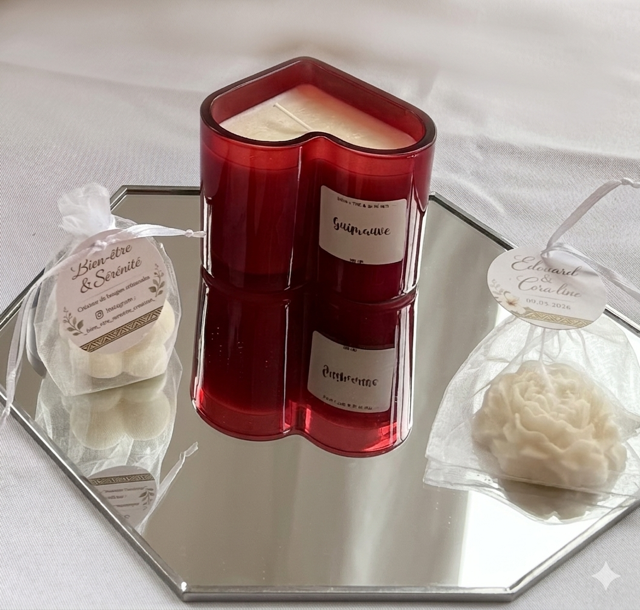 Créations artisanales personnalisées bougies et fondants