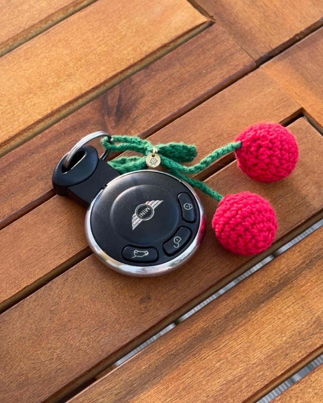 charms pendentif crochet fruit cerise banane fraise porte clé coloré à suspendre clé voiture sac