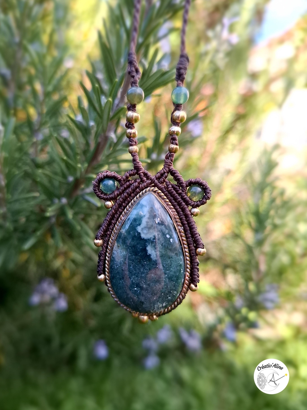 Bijoux pierre naturelle création atisanal en micromacramé 