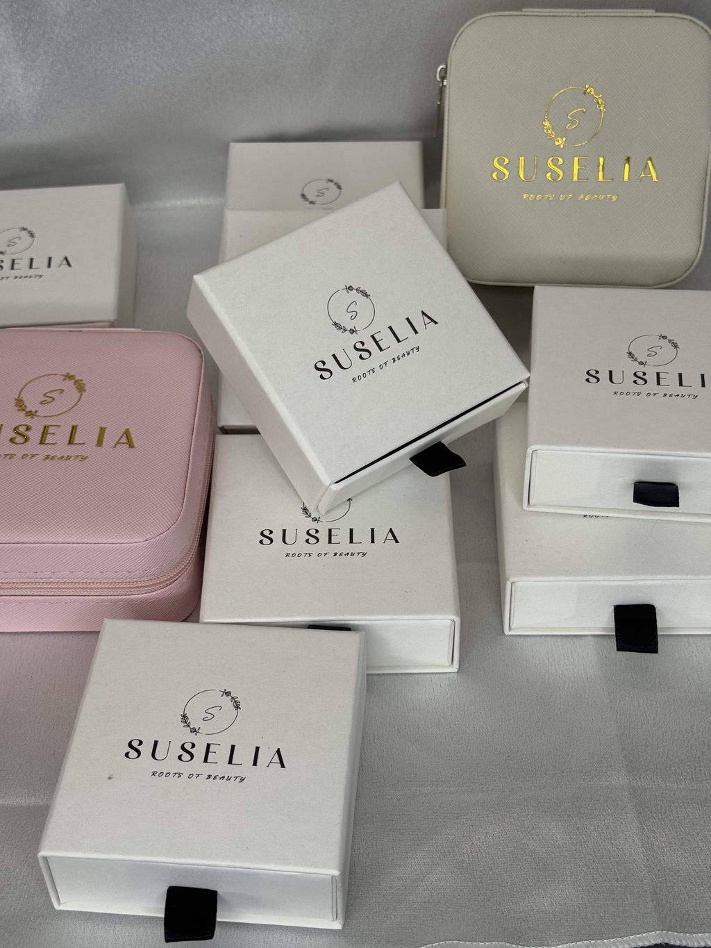 Cura dei gioielli Suselia