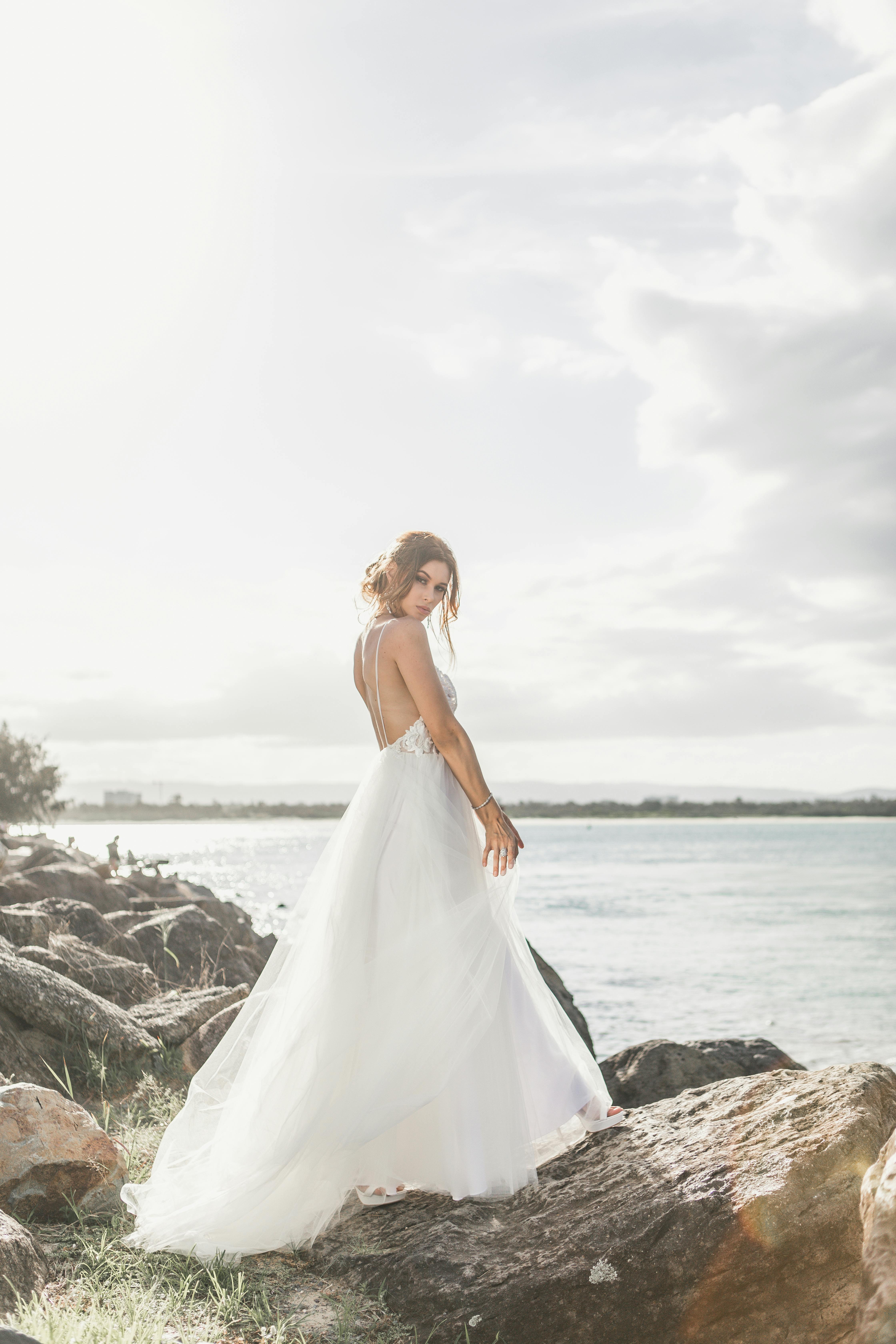 Découvrez nos Robes de Mariée, en prêt à porter