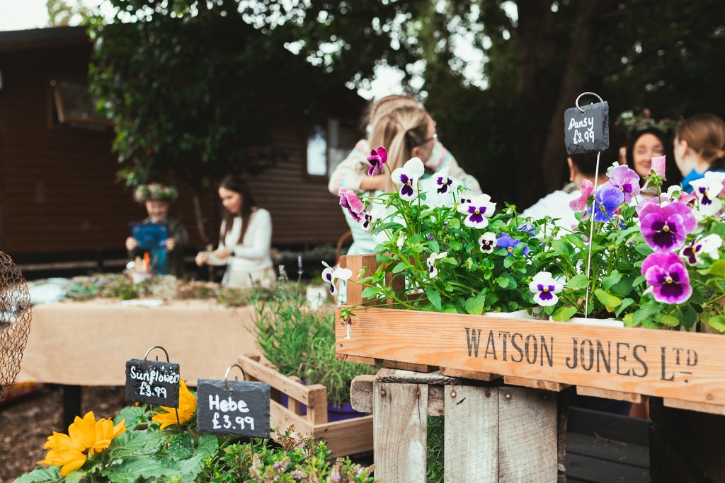 🌿Warning: shopping at our little nook may cause excessive plant love 🪴, gift obsession 🛍️ & garden envy 🌷