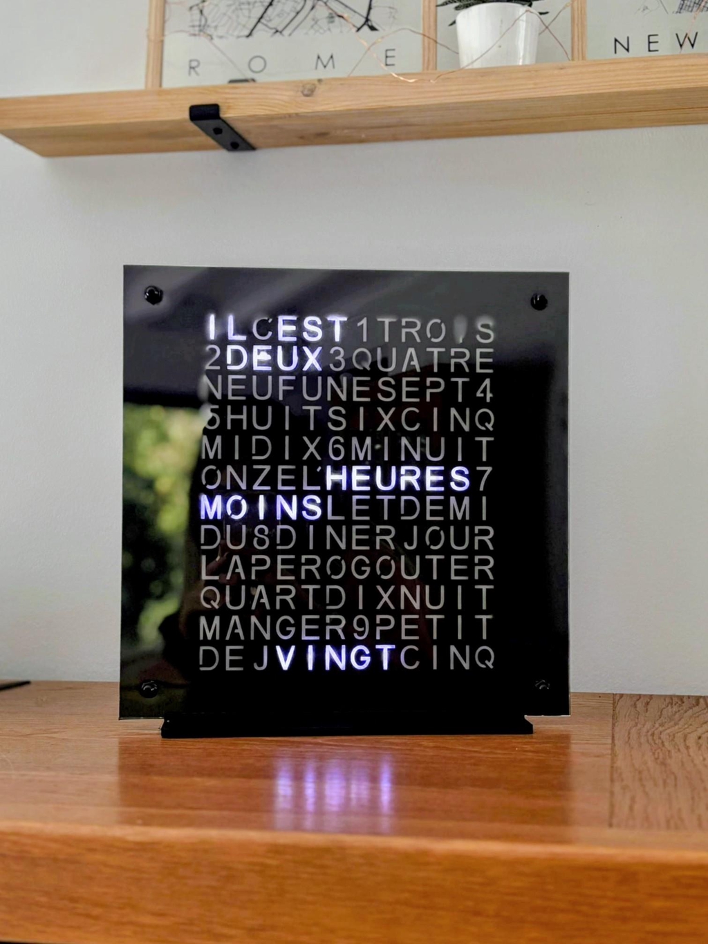 Horloge à poser LUMO DESIGN, un cadeau déco pour la maison et unique