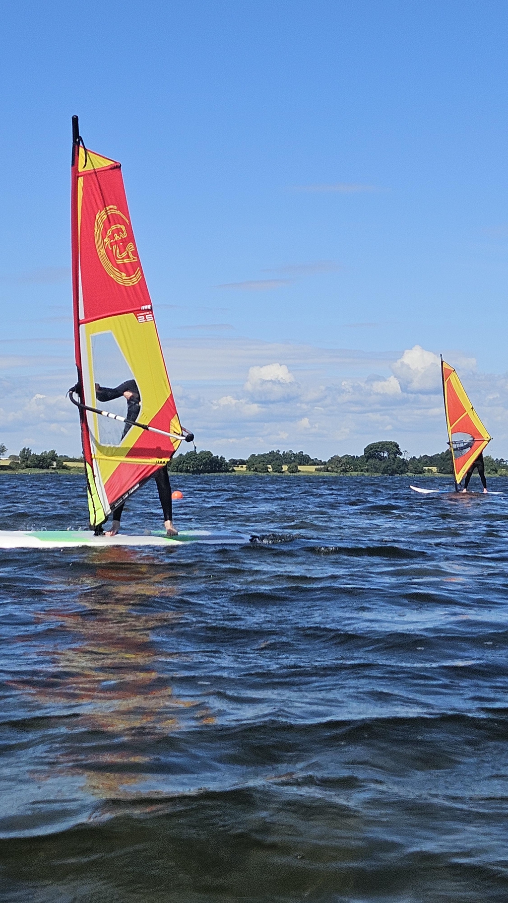 Lerne jetzt Windsurfen