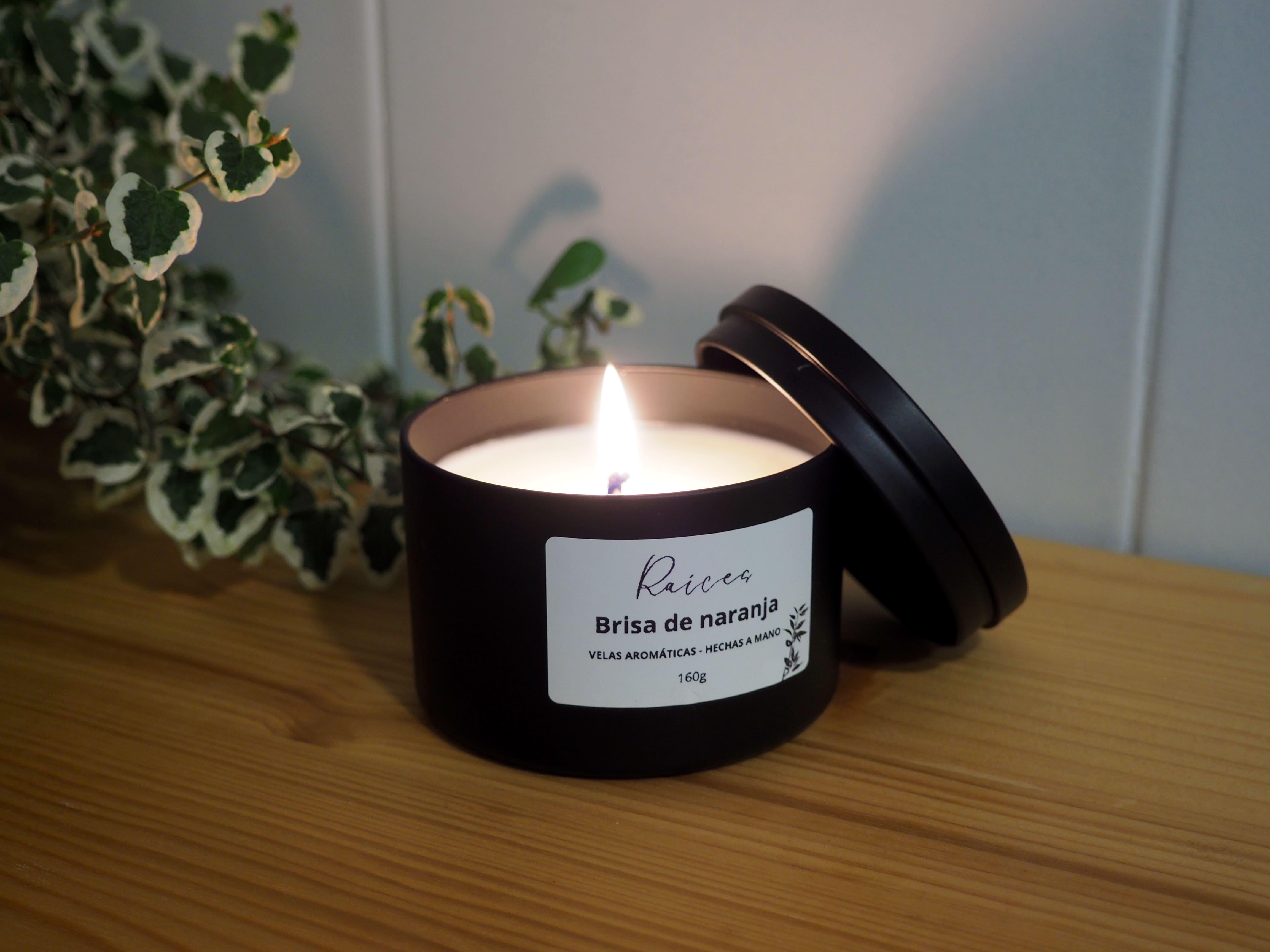 Velas aromáticas naturales hechas a mano. Raíces velas naturales. 
