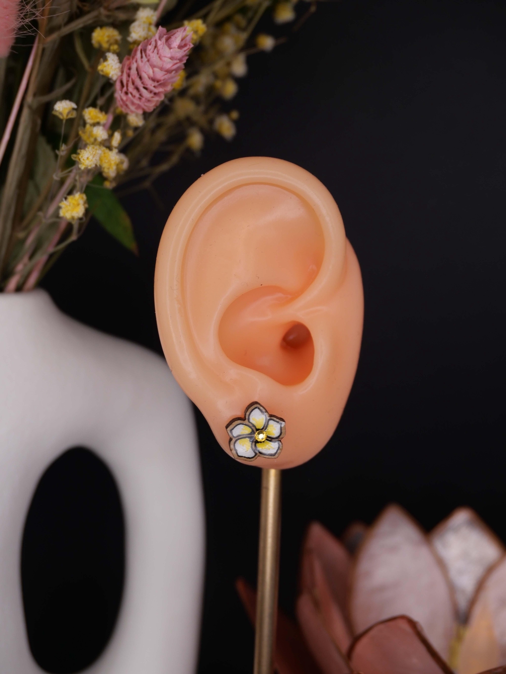 Boucle d'oreilles fleur de tiaré