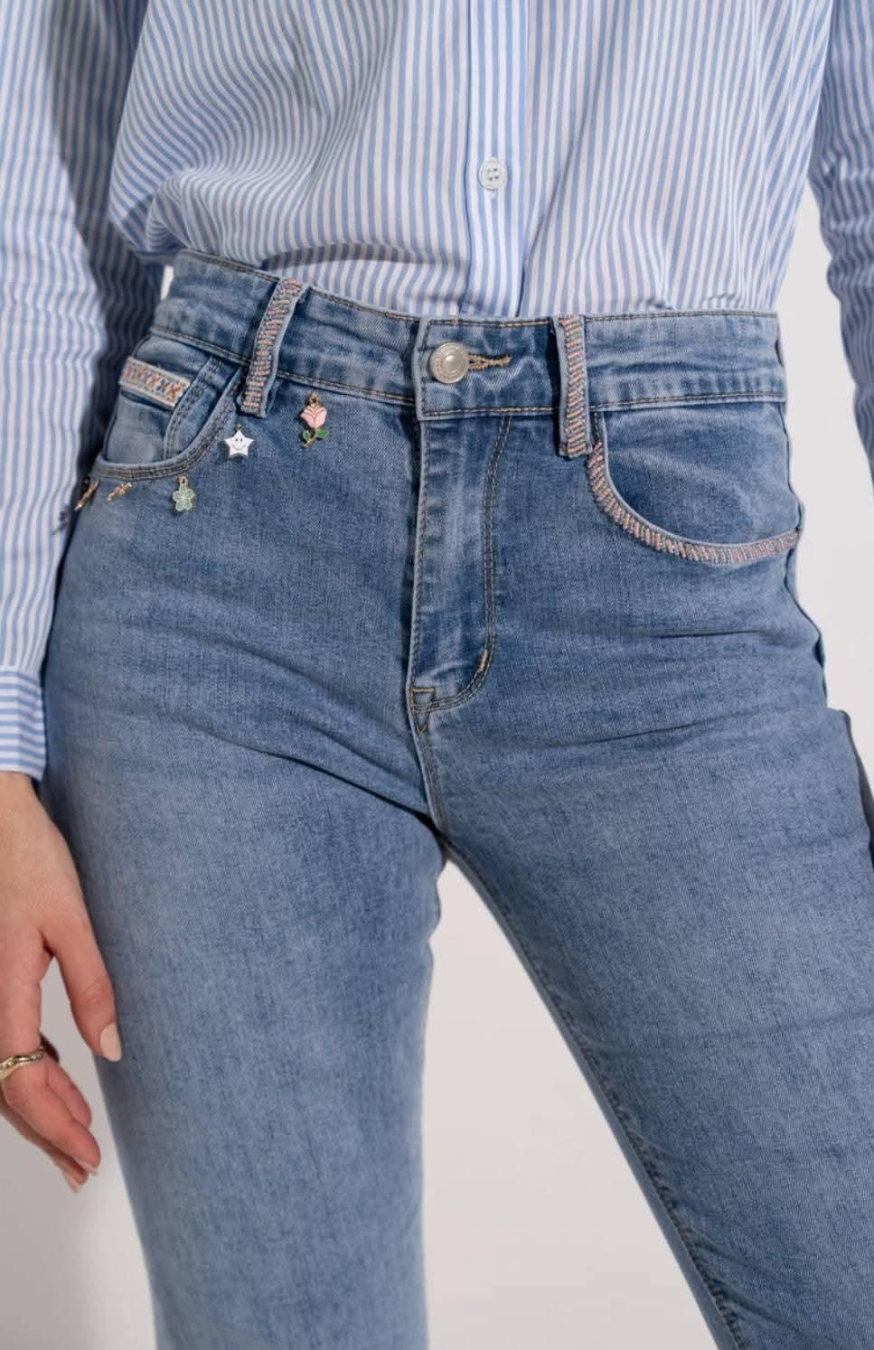 Tout les jeans de la collection.