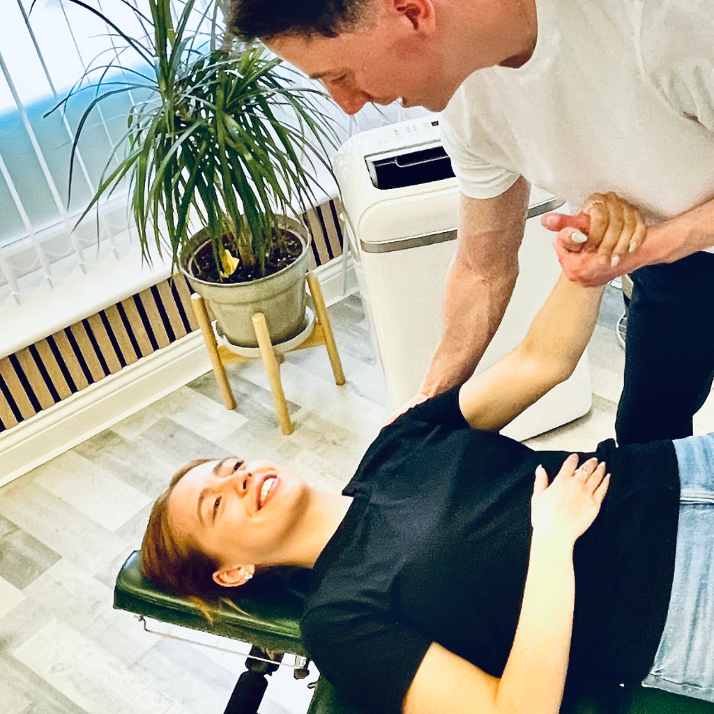 About Enjoy Chiropractic

Enjoy Chiropractic was founded to make chiropractic care accessible for people with busy schedules. We believe everyone deserves professional care without disrupting their day. Our GCC registered chiropractor provides evidence-based personalised care designed to support your long-term musculoskeletal health and wellbeing.

● Patient-focused care: listening and explaining clearly
● Calm, professional clinic environment
● Evening and Saturday appointments for convenience