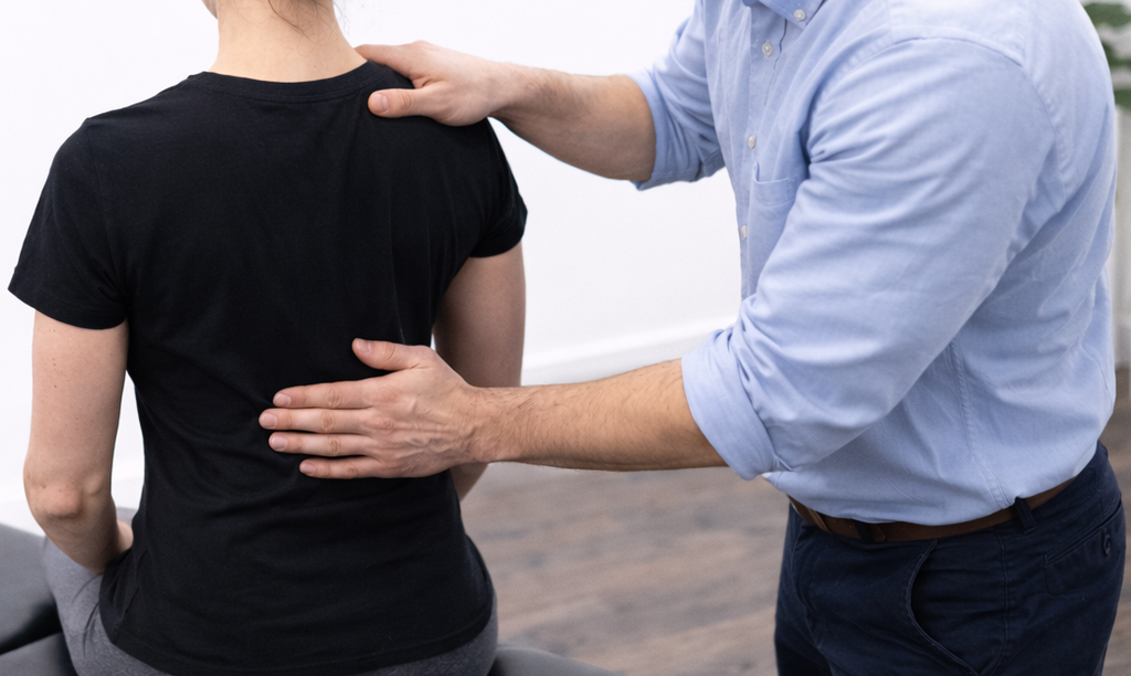 Chiropractor Poole — Restoring Function, Naturally

Chiropractic in Wallisdown, Poole & Bournemouth that goes beyond just symptom relief.