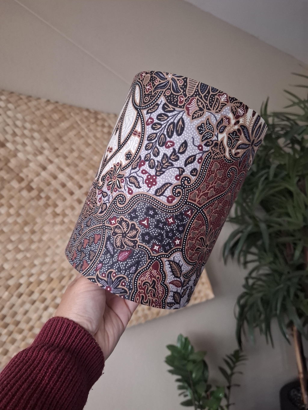 Handgemaakte interieuritems met batikprints brengt sfeer en karakater.