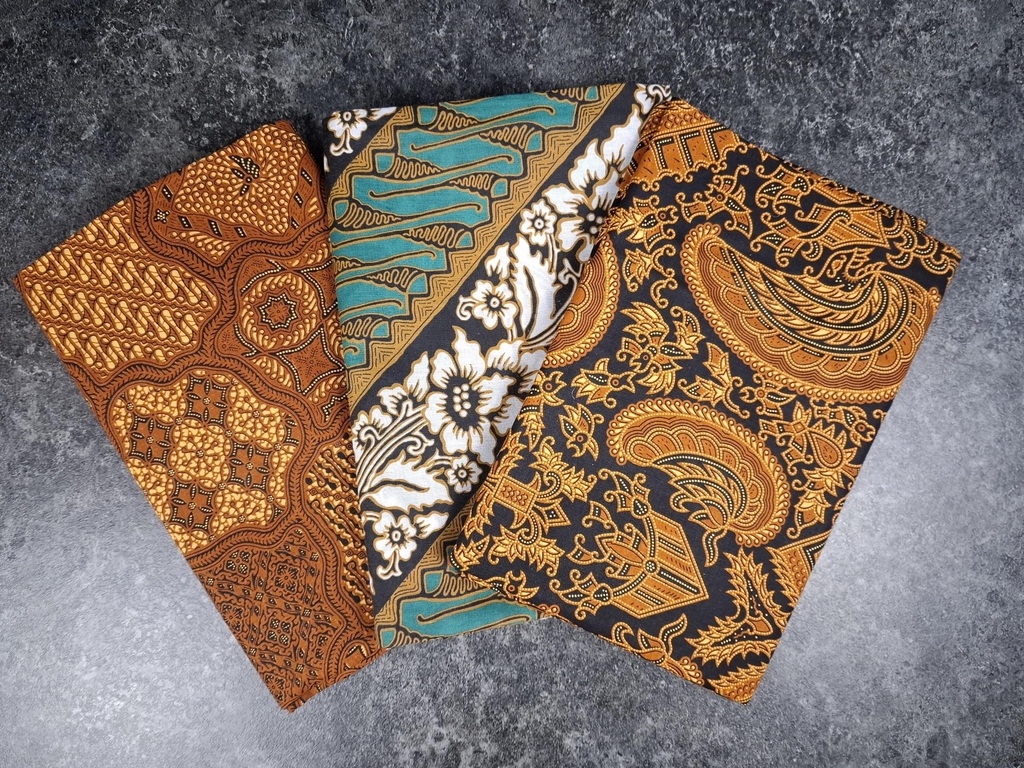 Batik doek, verschillende prints.