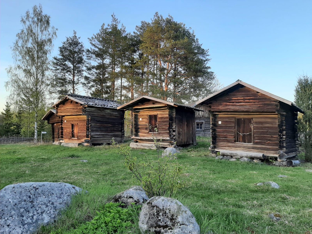 Peltolan Mäkitupalaismuseon sisäänpääsymaksut netistä.