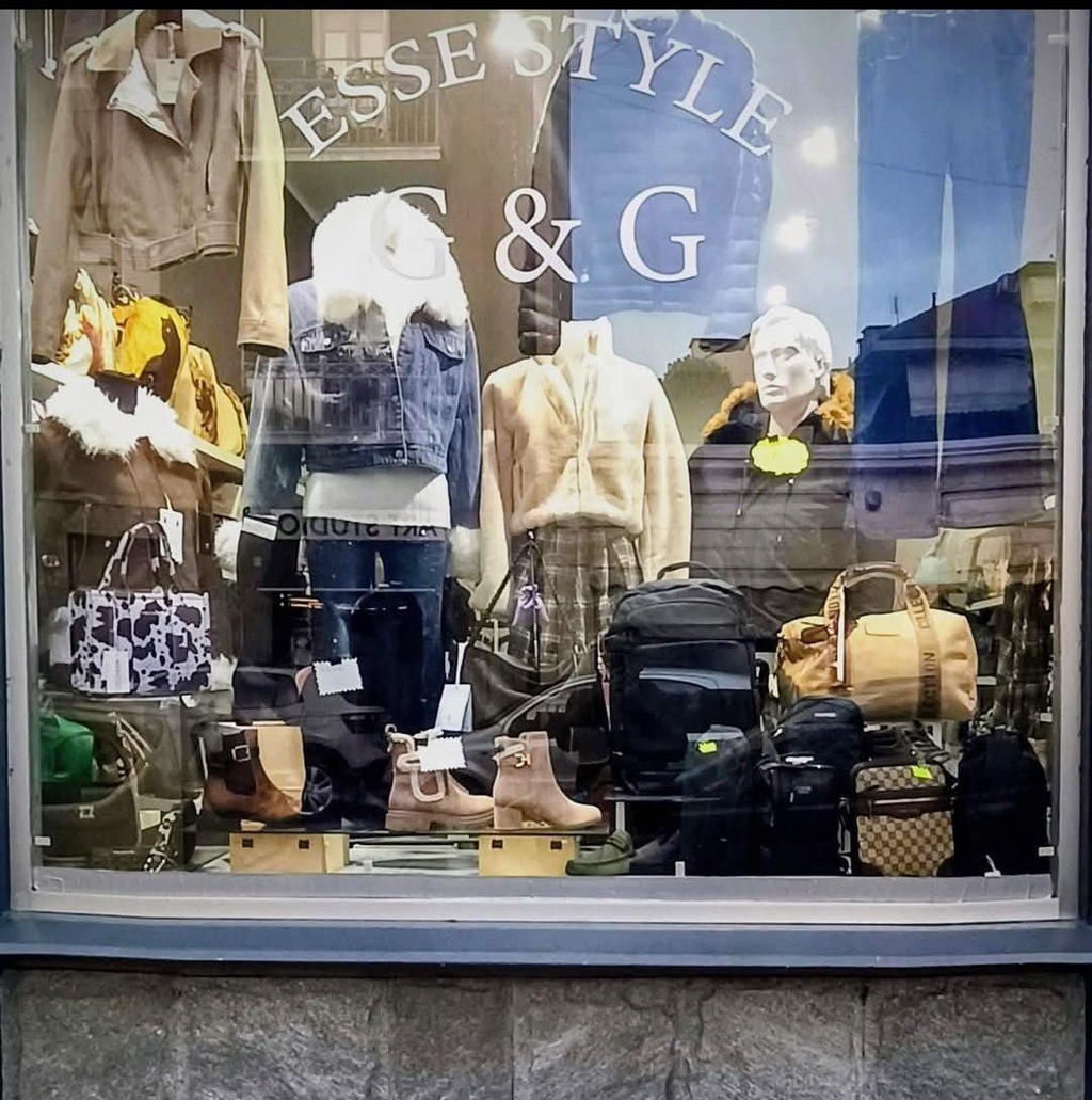                          G&G ESSE STYLE 