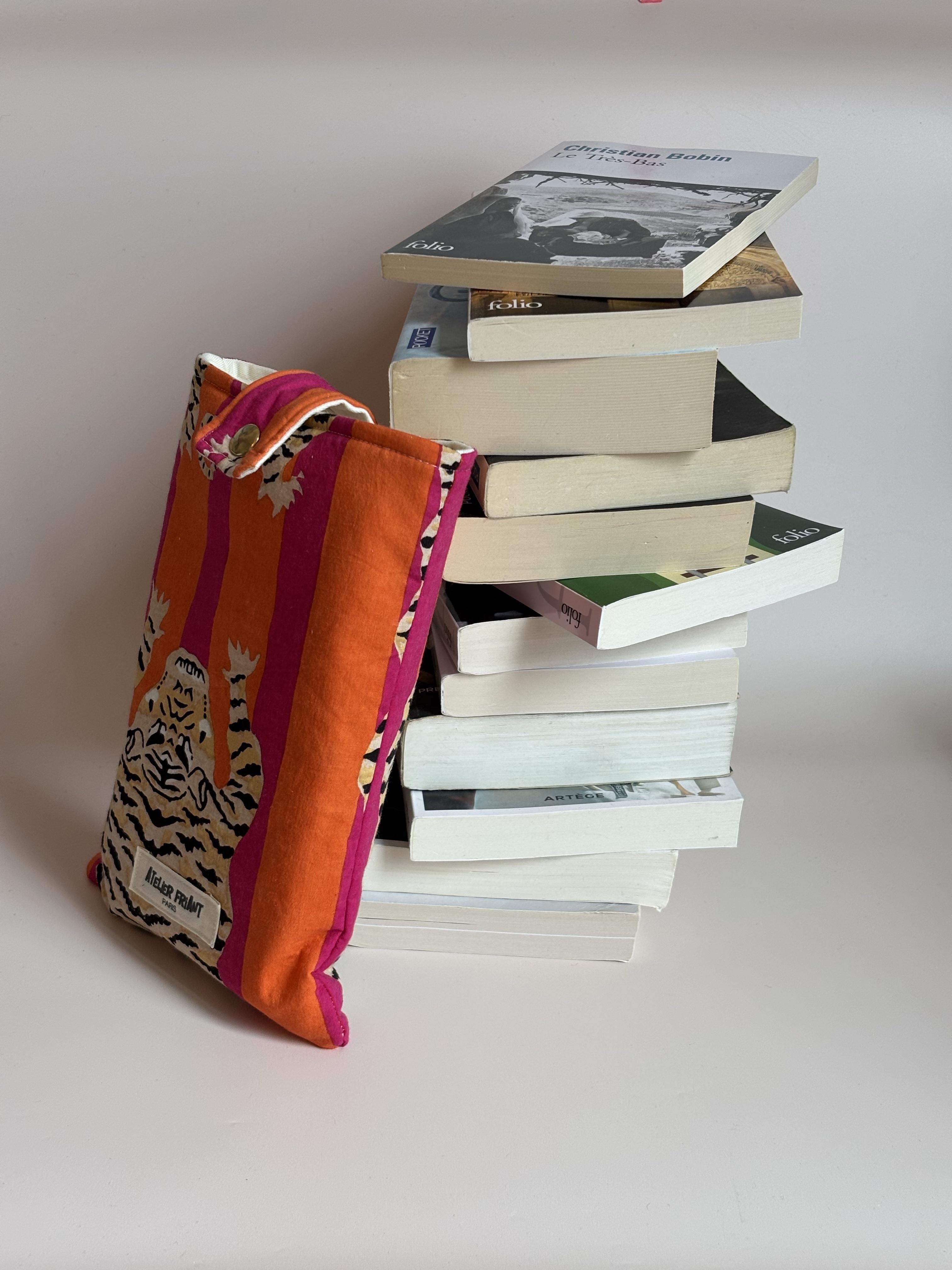 pochette de livre fait main