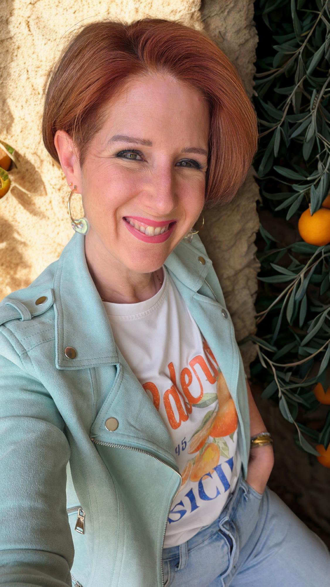Je me présente, Christelle, créatrice d'Atelier Intuition et Créations à Herstal (Liège)