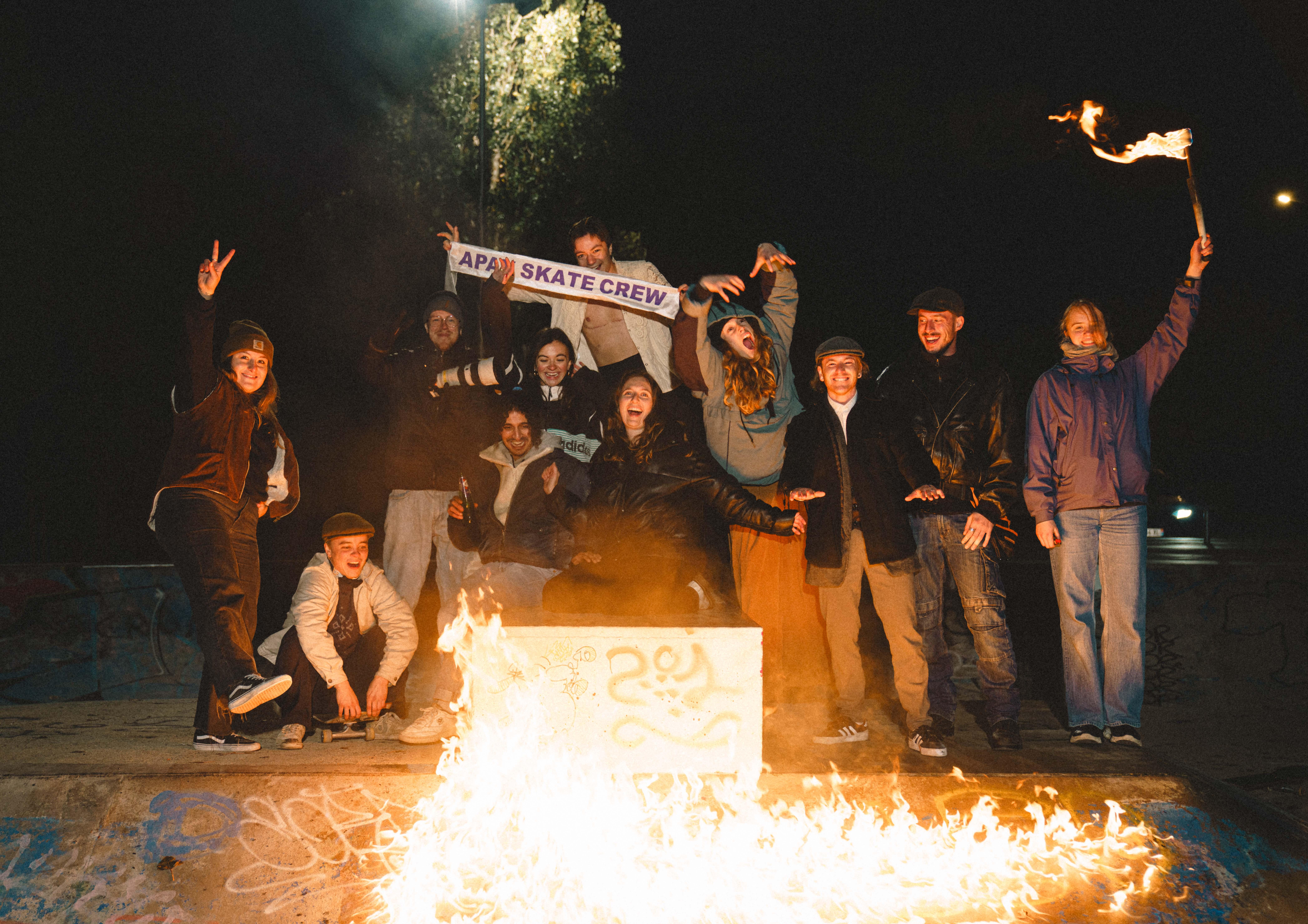 De gauche à droite: Loanne, Mano, Benoit, Yassine, Lilou, Jess, Rebecca, Laurène, Jayann, & .