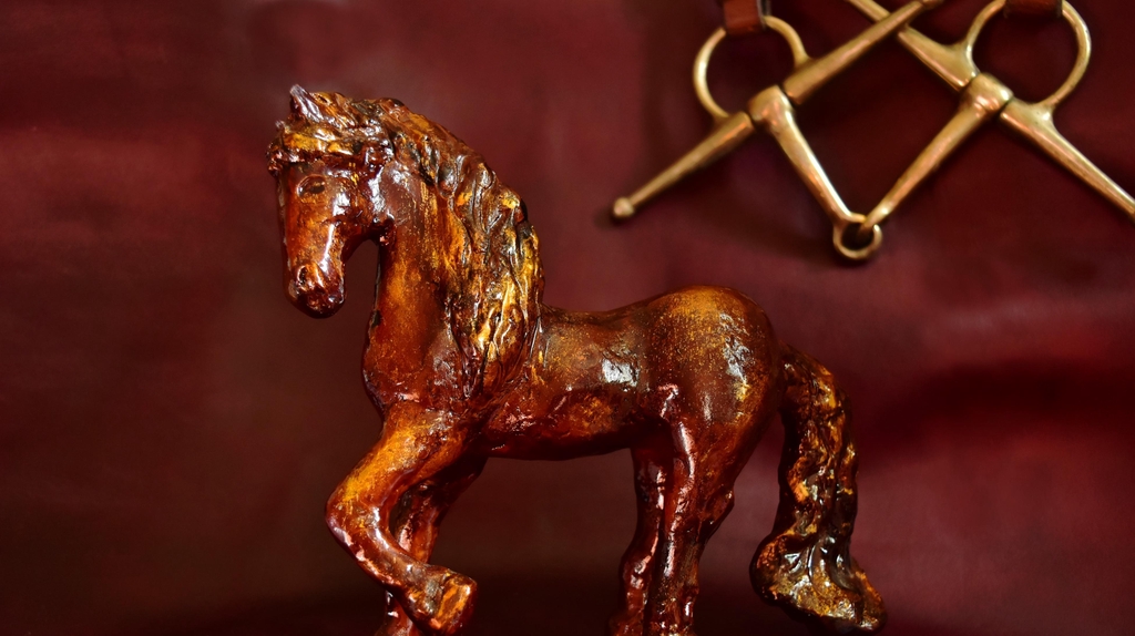 Modelage, sculpture, argile, faïence, empreintes d'émotions pour des pièces uniques