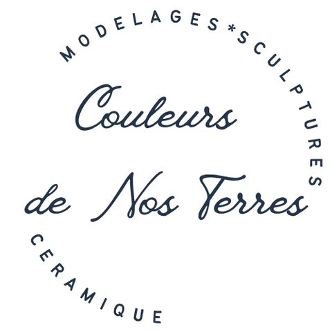 Pièces uniques, façonnées dans l'argile, empreintes d'un souffle d'émotions

