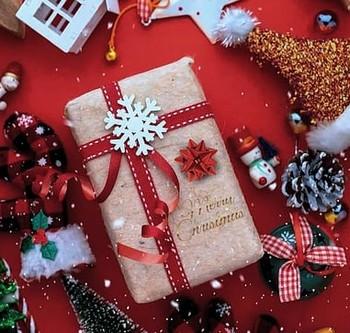 Bientôt Noël, des cadeaux spéciaux en laine naturelle