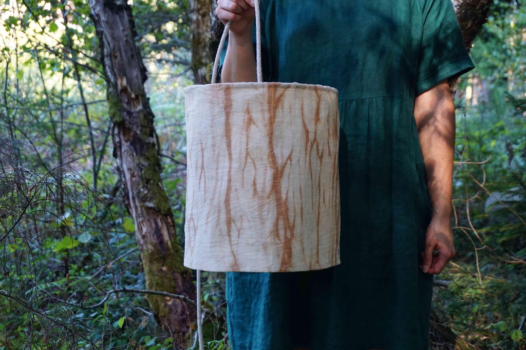 Luminaire en teinture végétale