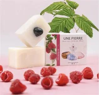 Savons avec pierres naturelles
