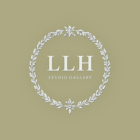 Lorelei de Leon-Hopkins
Studio Gallery