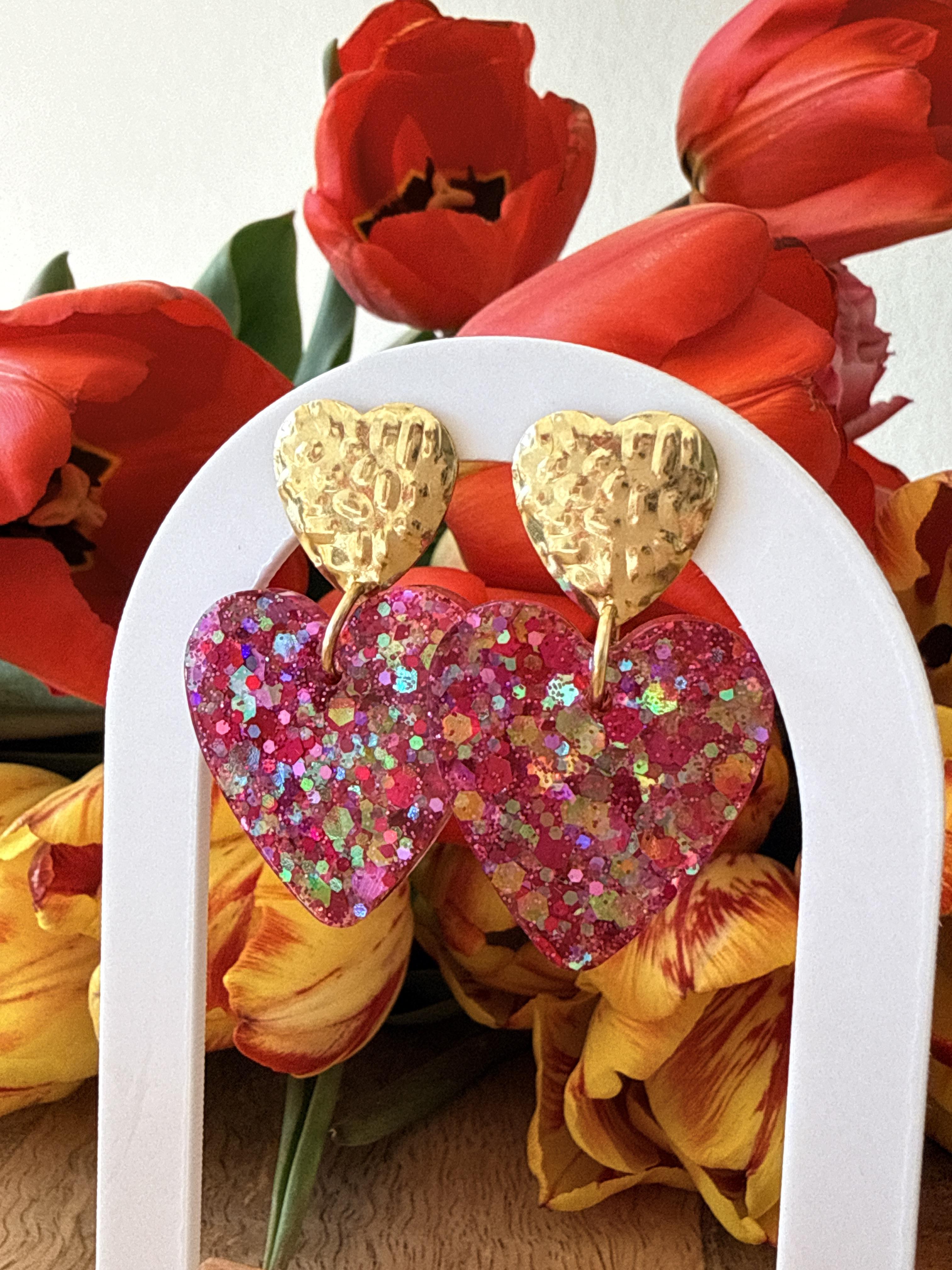 Bijoux fantaisie de créateur pour un look quotidien élégant.
