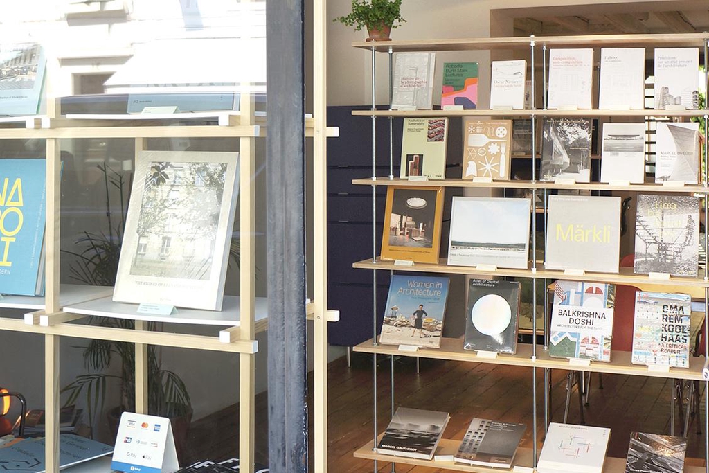 Associati_Books_Boutique