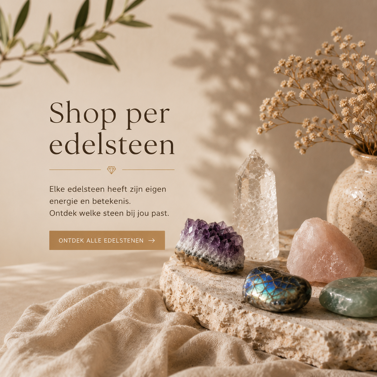 Ontdek de unieke uitstraling en symboliek van iedere edelsteen. Lees meer over jouw favoriete steen en bekijk de bijpassende handgemaakte sieraden.