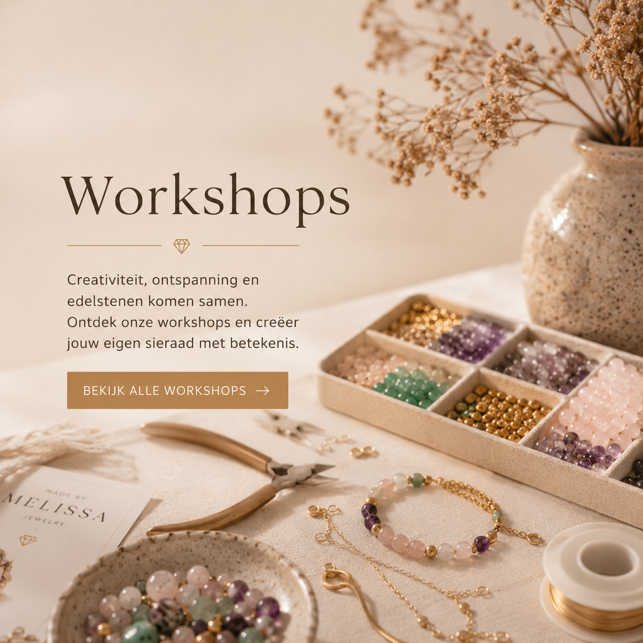 Ontdek de creatieve workshops en maak onder begeleiding jouw eigen sieraden, zonnevanger of ander uniek project. Een gezellige ervaring met alle materialen inbegrepen.