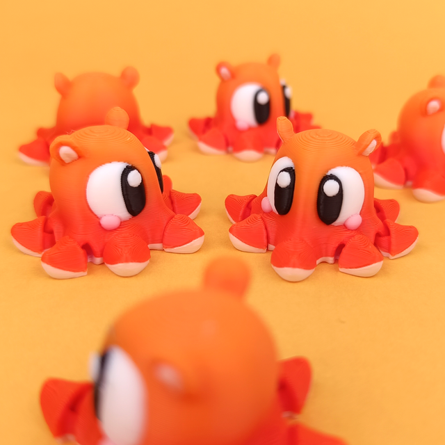 Figurines