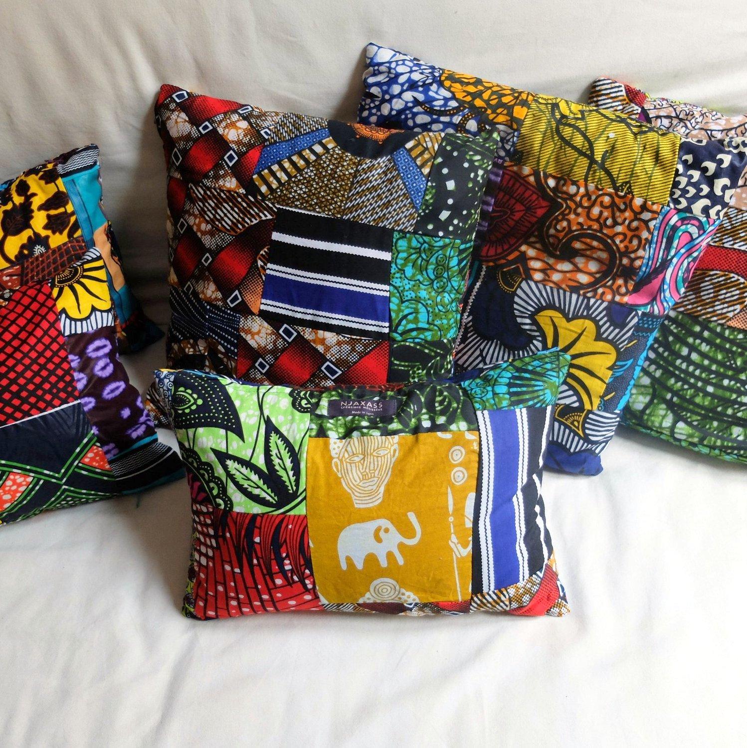 Coussins en patchwork njaxass, pièces uniques ou confection sur mesure, une collaboration éthique avec des artisans sénégalais