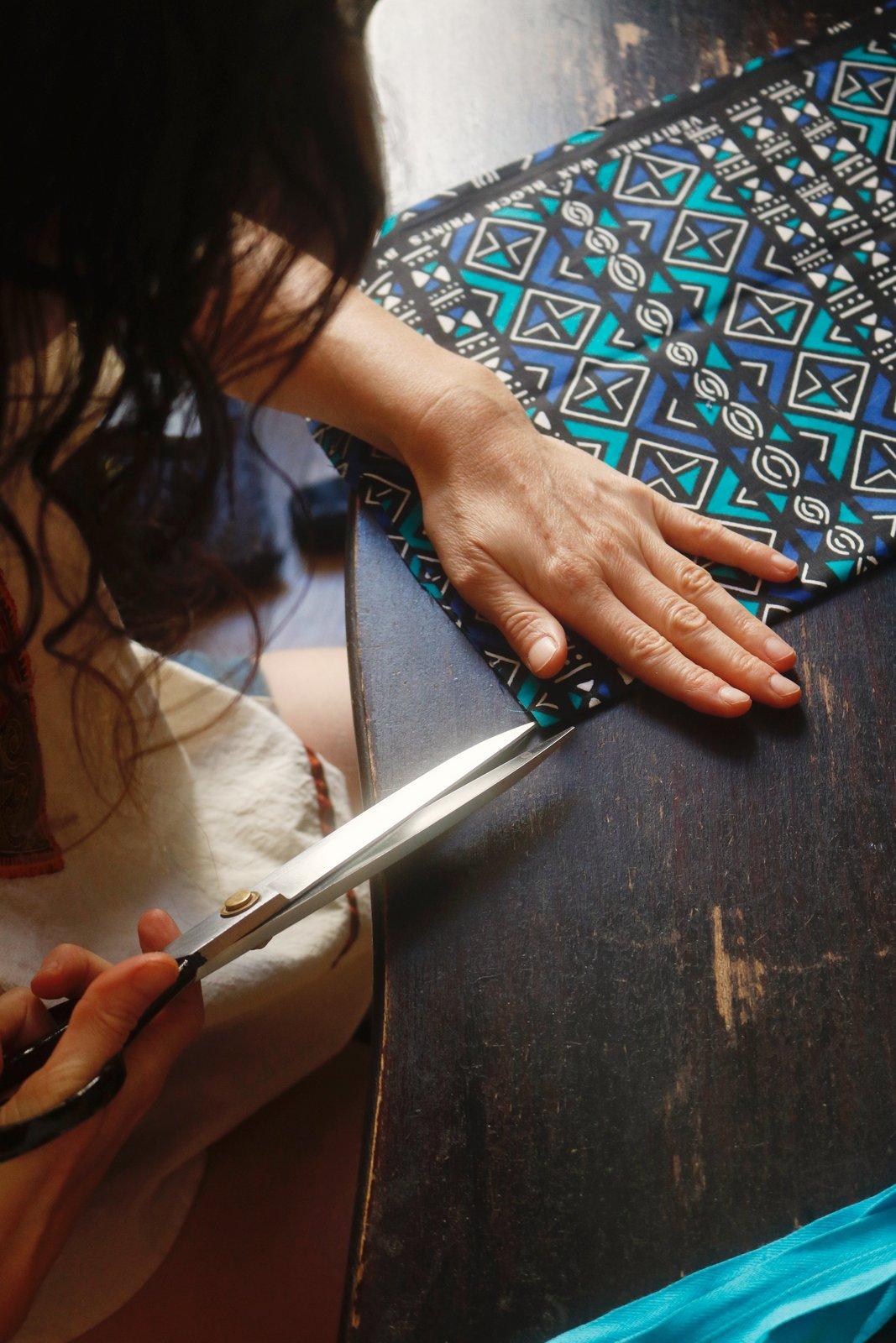 Cours de couture et tricot sur Lyon - cours particulier ou en petit groupe pour explorer de nouvelles techniques et plonger dans mon univers coloré et métissé
