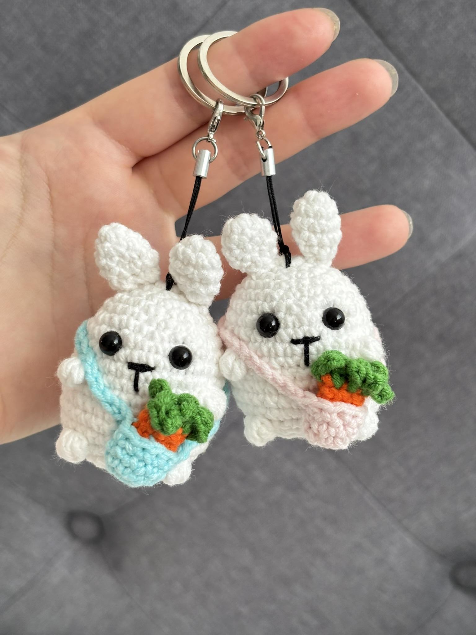 Porte clés fait main au crochet lena knits