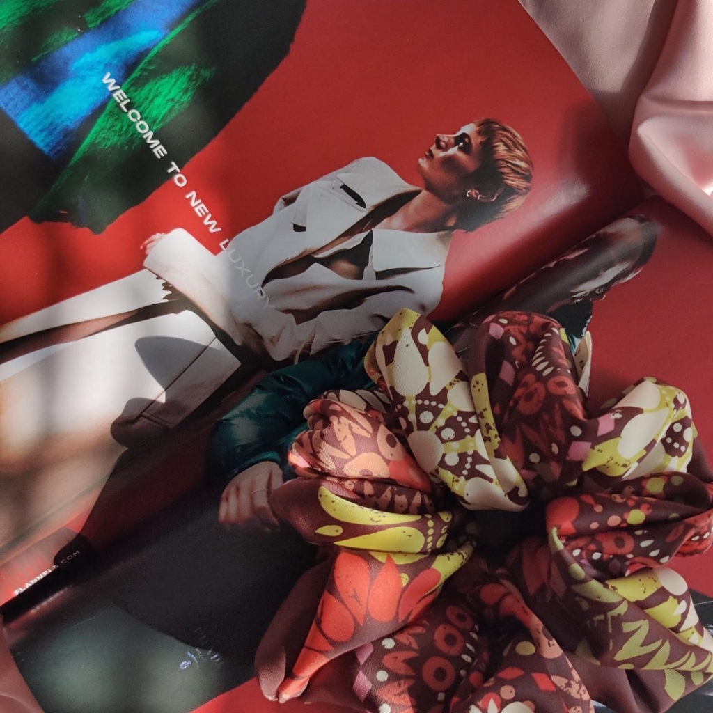 Enhance your haircare routine with ABEJOHNS' versatile Silkycare collection.