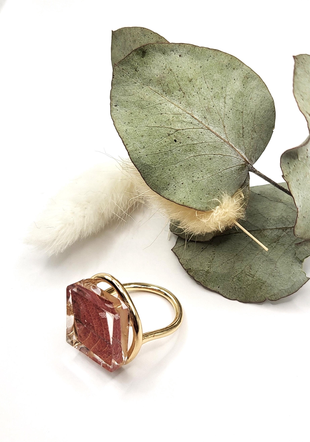 Nouveauté : les bijoux en fleurs séchées et résine