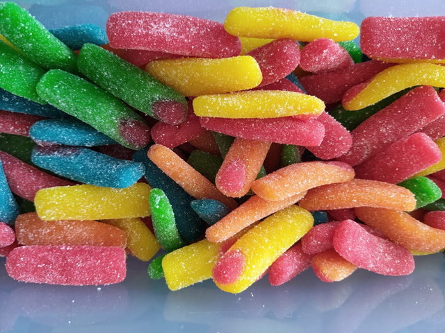 😱 Doigts Sucrés (100g) – L'Effet Frisson Garanti !
"Oserez-vous croquer dedans ? Des bonbons aussi effrayants qu'addictifs pour un Halloween délicieusement monstrueux."