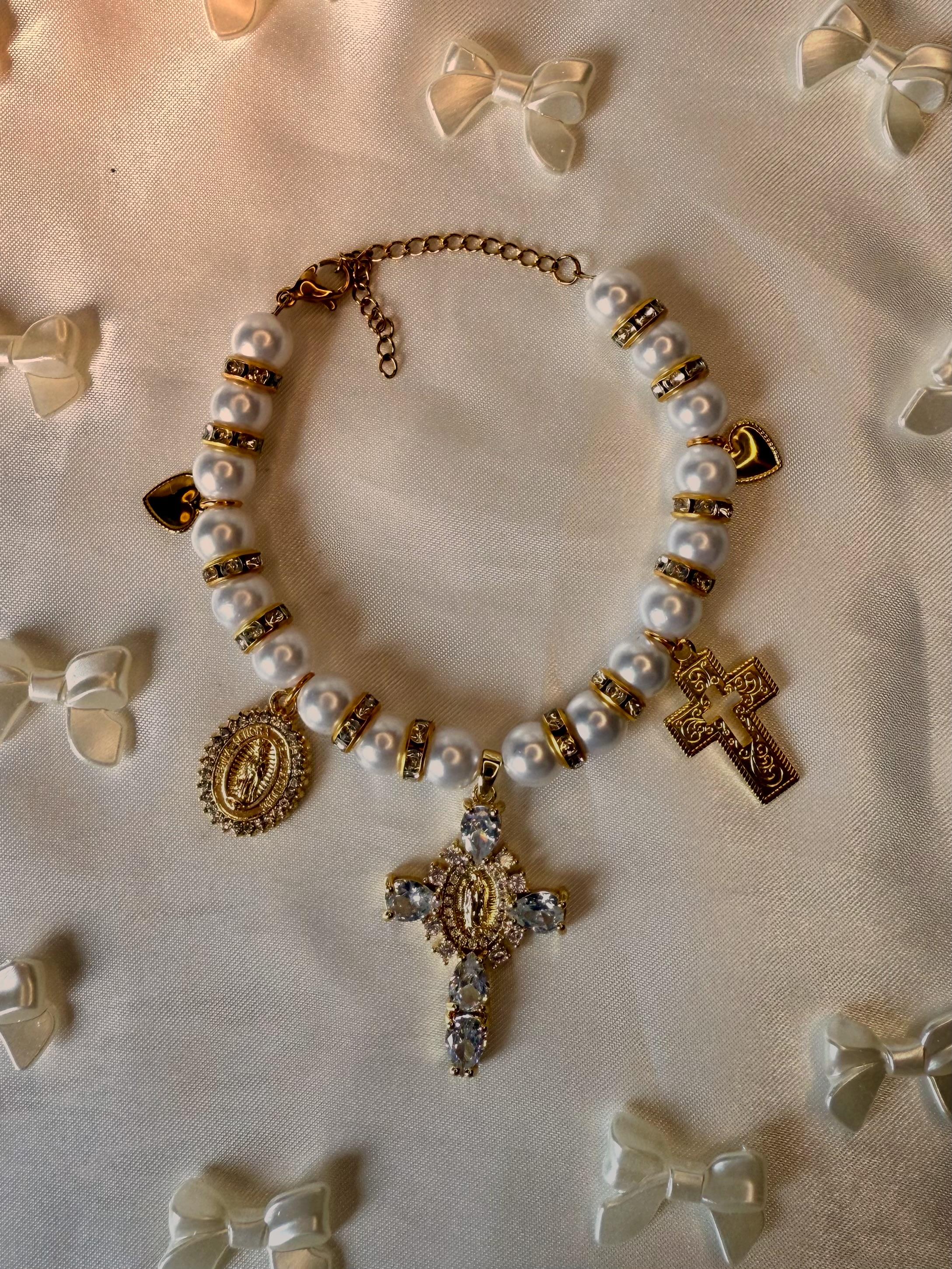 Bracelets en perles chrétiens faits main by Los Santos Jewelry