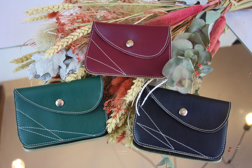 Maroquinerie vegan éthique en peau de raisin, coton bio français